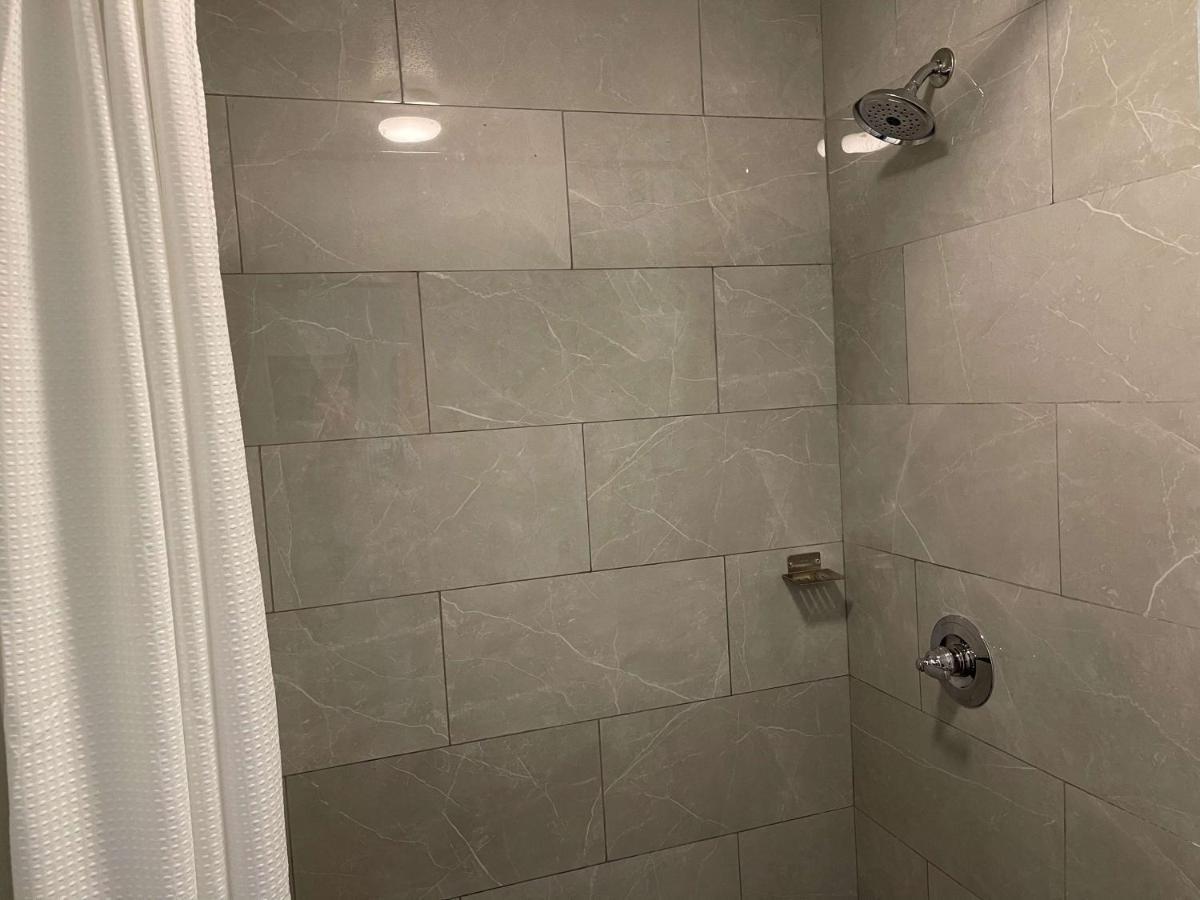 Hotel 6-troy, Oh 2*